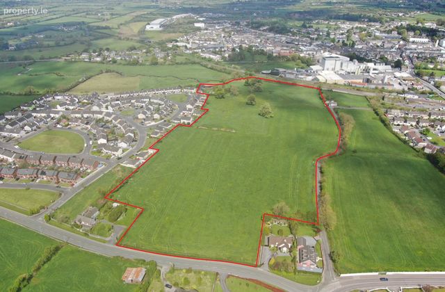 Scallagheen, Tipperary Town, Co. Tipperary - Click to view photos