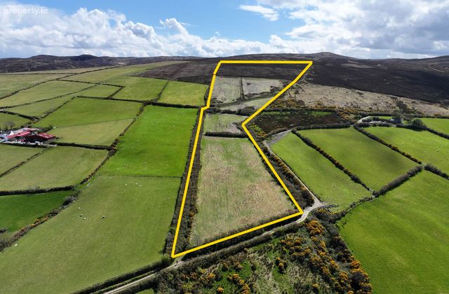 Mossy Glen, Lecamy, Moville, Co. Donegal, Greencastle, Co. Donegal - Click to view photos