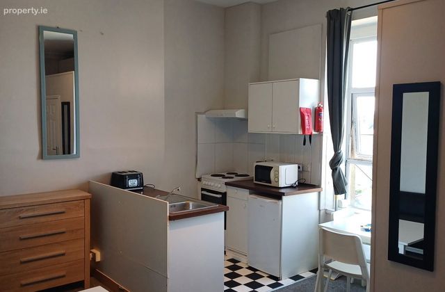 Crosthwaite Park West,dun Laoghaire,co. Dublin, Glenageary, Co. Dublin - Click to view photos