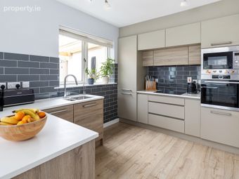 2 River Drive, Ashtown, Dublin 15, Ashtown, Dublin 15 - Image 4