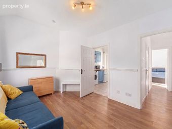 6 Maxwell Street, Dublin 8, The Coombe, Dublin 8 - Image 2