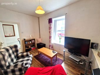 34 Geraldine Place, Albert Road, Ballintemple, Co. Cork - Image 3