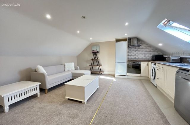 Cregmore, Claregalway, Co. Galway - Click to view photos