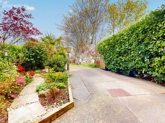 68 Glencairn Lawn, The Gallops, Leopardstown, Dublin 18 - Image 3