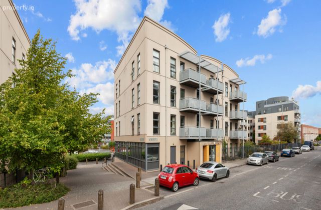 79 Watermint Court, Royal Canal Park, Ashtown, Royal Canal Park, Dublin 15 - Click to view photos