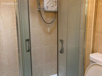 Apartment 3, 10 North Mall, Sunday\'s Well, Co. Cork - Image 5