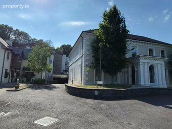 27 Douglas House, Maryborough Hill, Rochestown, Co. Cork