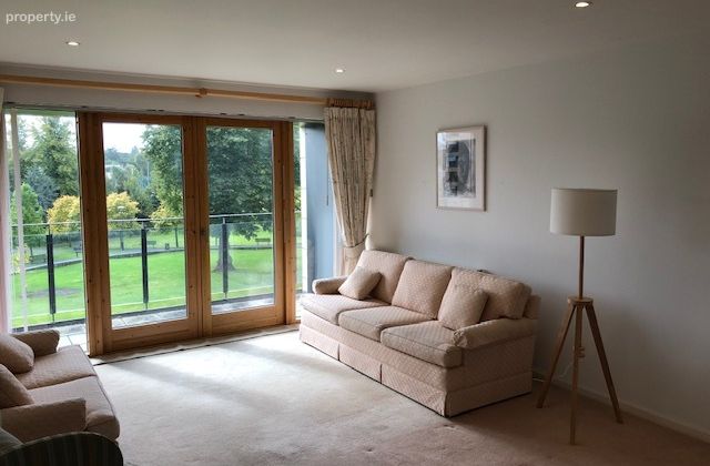 40 Milltown Hall, Mount St Annes, Milltown, Dublin 6 - Click to view photos