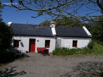 Apple Tree Cottage, Drom West, Glenbeigh, Co. Kerry