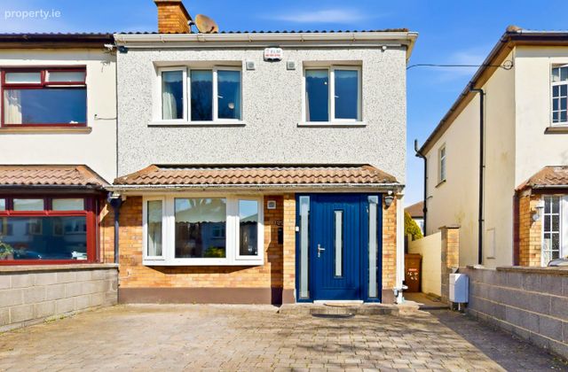 22 Oak Rise, Santry, Dublin 9 - Click to view photos