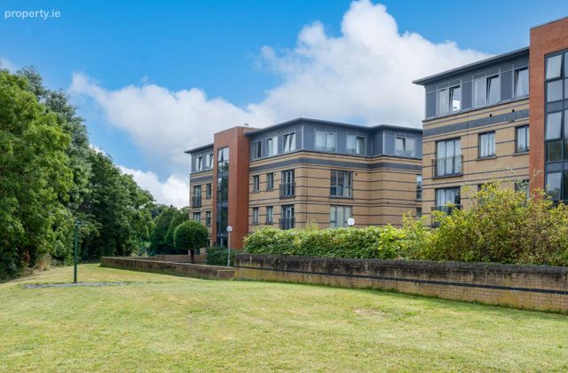 Apartment 8, Rosebank Court, Clondalkin, Dublin 22 - Click to view photos