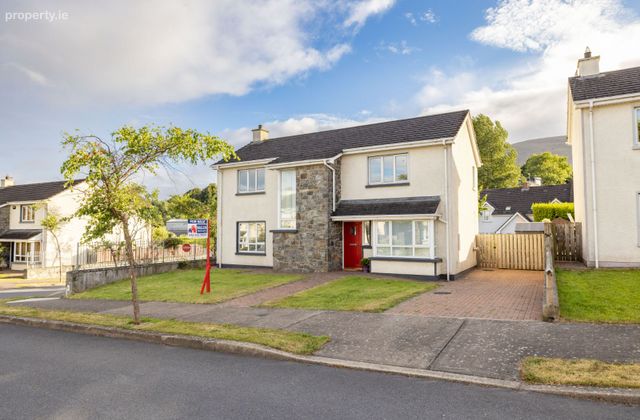 1 Cuchula&iacute;nn Heights, Carlingford, Carlingford, Co. Louth - Click to view photos