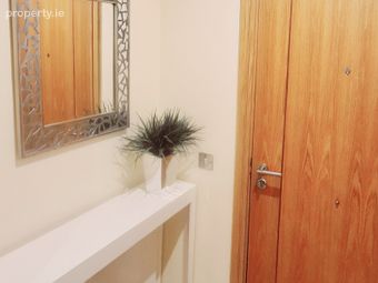 Apartment 82, Whyckham Point, Vwyckham Way, Dundrum, Dublin 16 - Image 2
