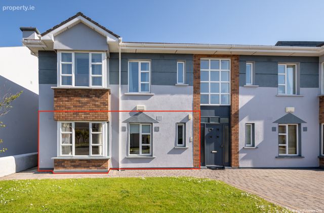 8 Southbay Point, Rosslare, Co Wexford, Rosslare Strand, Co. Wexford - Click to view photos