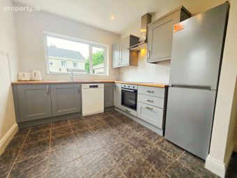 149 Ros Caoin, Roscam, Briarhill, Co. Galway - Image 5