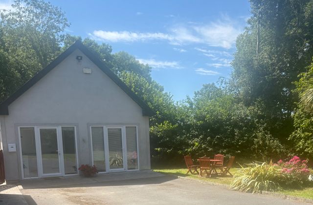 Co. Kilkenny, Corstown, Co. Kilkenny - Click to view photos