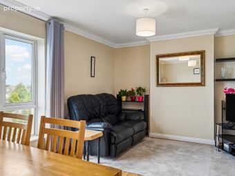 86 Beechdale Court, Ballycullen, Dublin 24 - Image 4
