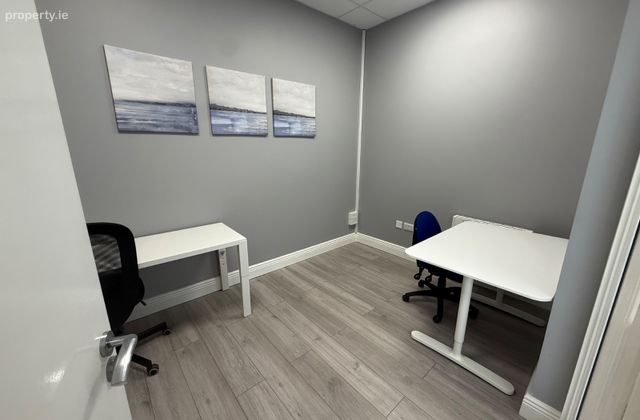 Holywell, Swords, Co. Dublin - Click to view photos