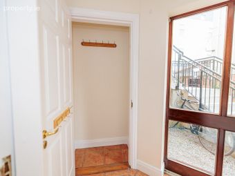 28 Desert Court, Ormonde Street, Kilkenny, Kilkenny, Co. Kilkenny - Image 3