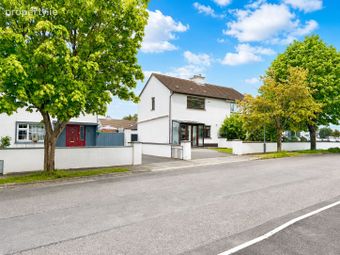 6 Cedarwood Drive, Monksland, Athlone, Co. Roscommon