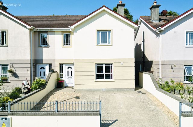 11 Marlfield, Enniscorthy, Co. Wexford - Click to view photos