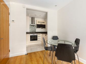 Apartment 2, Ardavon Hall, Hazelbrook Square, Churchtown, Dublin 14 - Image 5