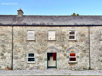 Ballinderry Court, Ballinderry, Moate, Co. Westmeath