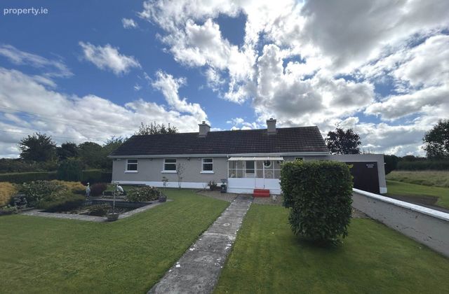 Moig West, Pallaskenry, Co. Limerick, Pallaskenry, Co. Limerick - Click to view photos
