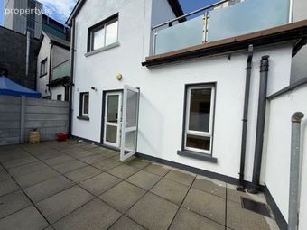 2 Lenaboy Avenue, Salthill, Galway City Centre, Co. Galway