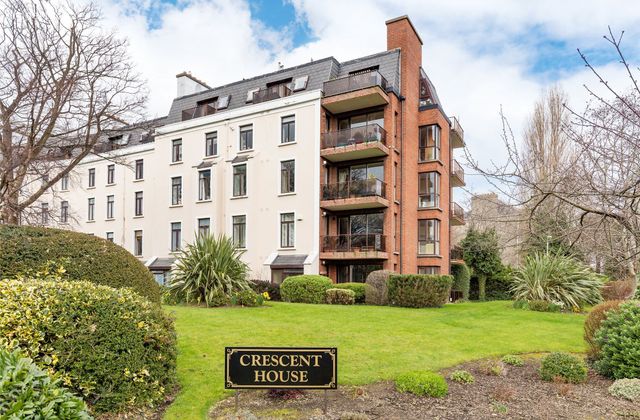 43 Crescent House, Marino Crescent, Clontarf, Dublin 3, Clontarf, Dublin 3 - Click to view photos