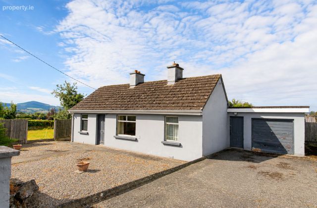 3 Croneyhorn Lower, Carnew, Co. Wicklow - Click to view photos