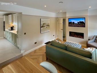 Cintra Gate Lodge, Malahide, Co. Dublin - Image 2