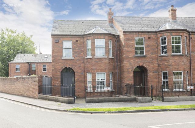 12 Central Park, Mullingar, Mullingar, Co. Westmeath - Click to view photos