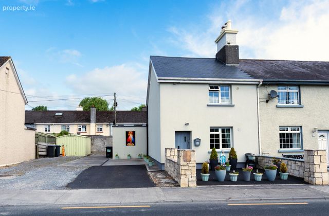 142 Lakeview, Clara, Clara, Co. Offaly - Click to view photos