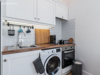 4 North Circular Road, Dublin 7 - Image 4