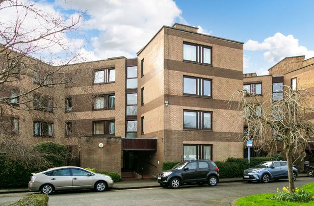 2d Belfield Court, Donnybrook, Dublin 4 - Click to view photos