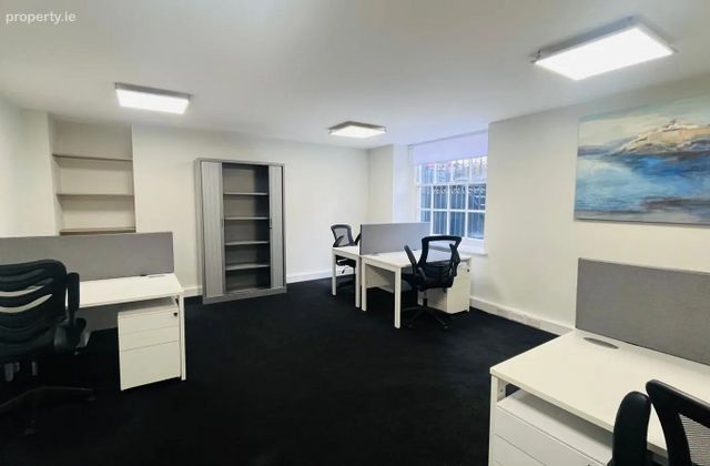Pembroke Street Upper, Dublin 2 - Click to view photos