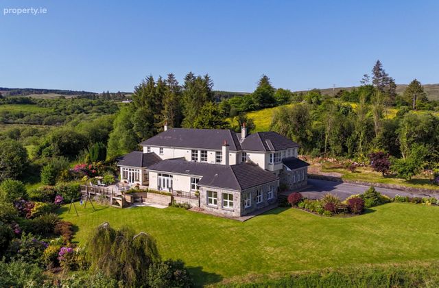 Kitts Bay - Lake Shore House, Glann Road, Oughterard, Co Galway, Oughterard, Co. Galway - Click to view photos