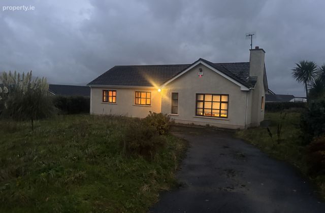 10 Dinglei Coush, Magheracar, Bundoran, Co. Donegal - Click to view photos