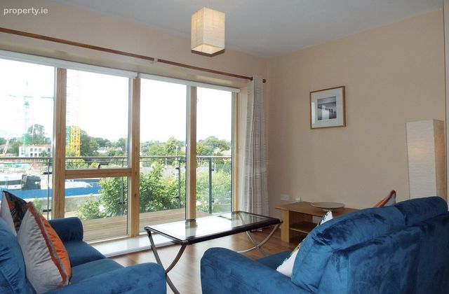 Beechwood Court, Stillorgan, Stillorgan, Co. Dublin - Click to view photos