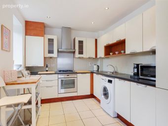 59 Ballintyre Grove, Dublin 16, Ballinteer, Dublin 16 - Image 5