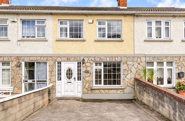 49 Woodford Heights, Clondalkin, Dublin 22, Clondalkin, Dublin 22 - Click to view photos