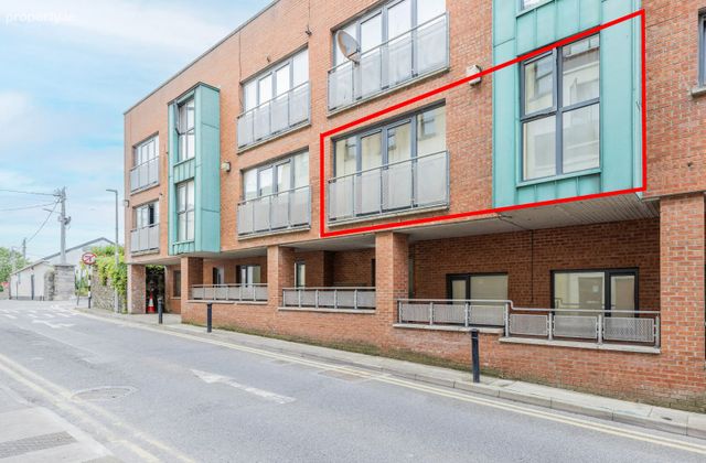 Apartment 5, Papworth Hall, George's Hill, Balbriggan, Co. Dublin - Click to view photos