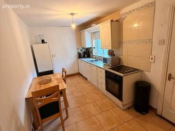 7 Parkmore Manor, Roscrea, Co. Tipperary, Roscrea, Co. Tipperary - Image 4