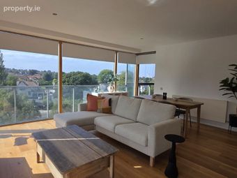 Apartment 20, Sanderling, Thornwood, Booterstown Avenue, Booterstown, Booterstown, Co. Dublin - Image 2