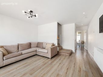 8 The Drive, Foxwood Barn, Citywest, Dublin 24, Citywest, Co. Dublin - Image 3