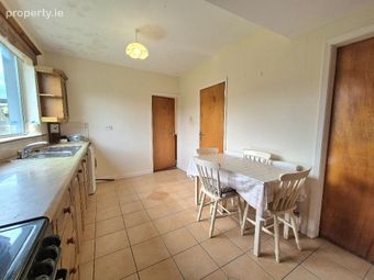 81 Meadowlands Estate, Oakpark, Tralee, Co. Kerry - Image 5
