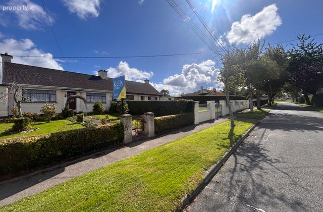 10 Ballynakelly Cottages, Ballynakelly, Newcastle, Co. Dublin, Newcastle, Co. Dublin - Click to view photos