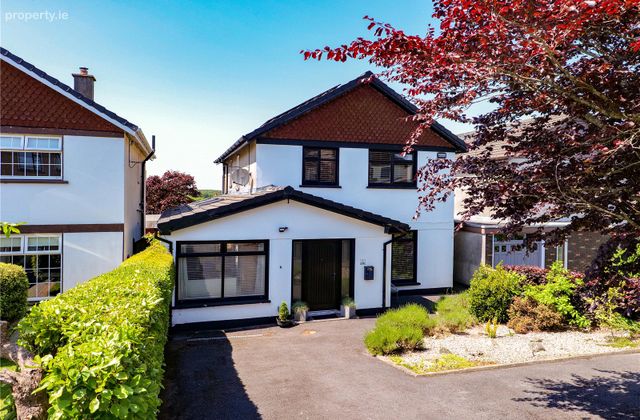 4 Carragh Close, Knocknacarra Road, Galway City, Kingston, Co. Galway - Click to view photos