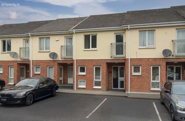 3 Weaver Court, Neilstown Road, Ronanstown, Co. Dublin - Click to view photos